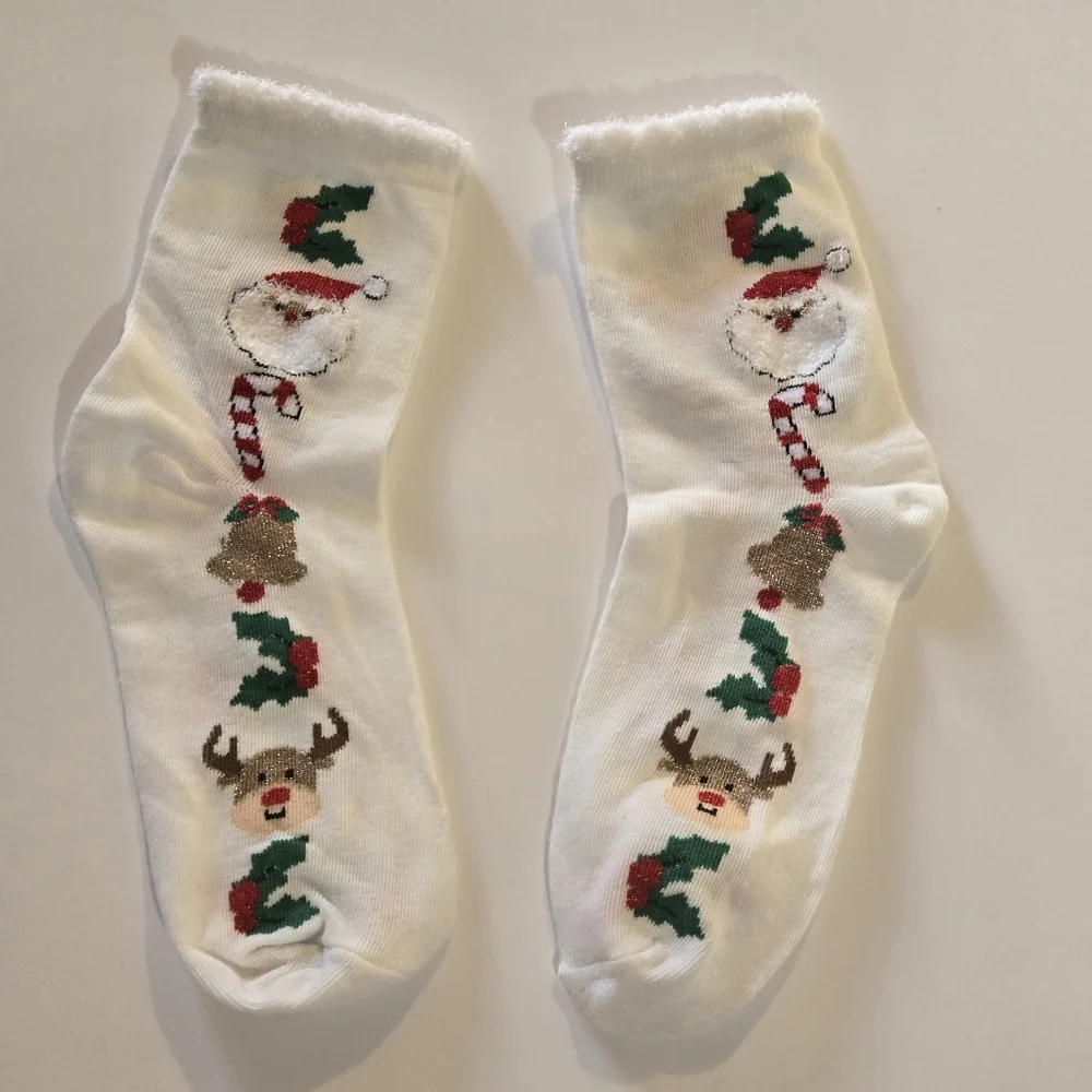 🍒🍒 Festive Holiday Ankle Socks - Black, White, Red, Blue, Gray